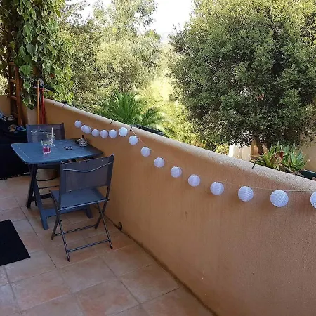 Corse Avec Acces Direct A La La Liscia *